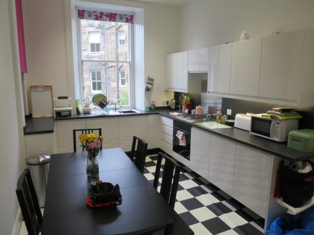  Image of 2 bedroom Flat to rent in Marchmont Road Edinburgh EH9 at Marchmont Edinburgh Edinburgh, EH9 1HT