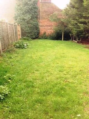 Image of 5 bedroom House Share to rent in Martinmass Close Nottingham NG7 at Lenton Nottinghamshire Lenton, NG7 2LN