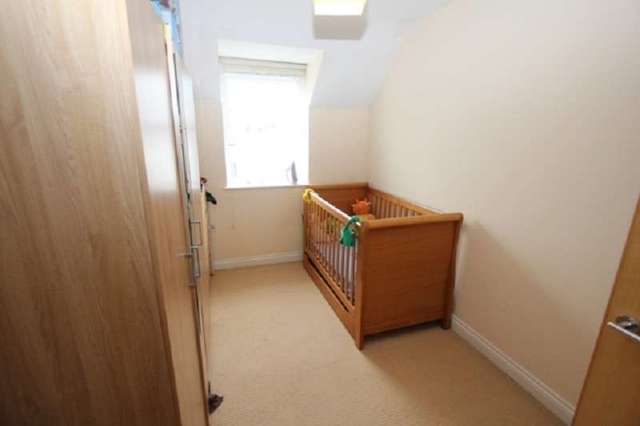  Image of 3 bedroom Flat for sale in Stonegrove Edgware HA8 at Mayfair Court  Edgware, HA8 7UH