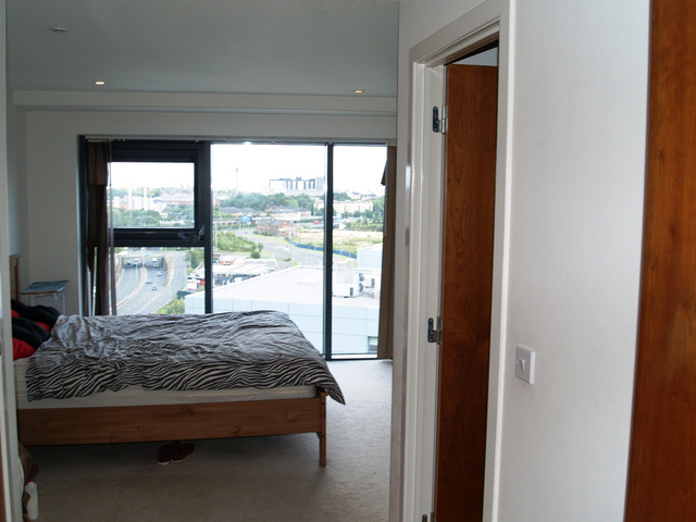  Image of 2 bedroom Flat to rent in Meadowside Quay Square Glasgow G11 at Glasgow Harbour Glasgow Glasgow, G11 6BS