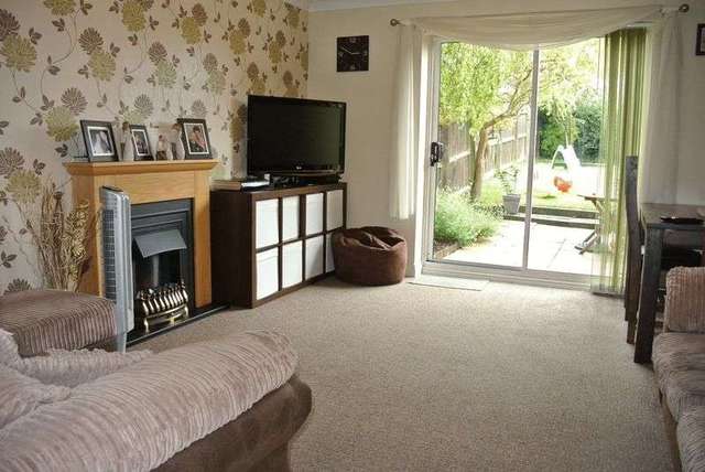  Image of 2 bedroom Semi-Detached house to rent in Mercia Drive Ancaster Grantham NG32 at Mercia Drive Ancaster Grantham, NG32 3QQ