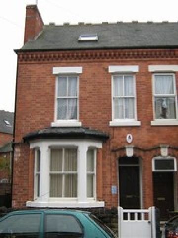  Image of 5 bedroom House Share to rent in Midland Avenue Lenton Nottingham NG7 at Lenton Nottinghamshire Lenton, NG7 2FD