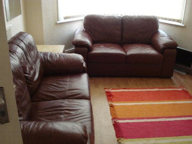  Image of 5 bedroom House Share to rent in Midland Avenue Lenton Nottingham NG7 at Lenton Nottinghamshire Lenton, NG7 2FD