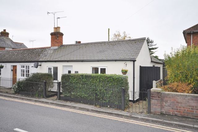  Image of 2 bedroom Bungalow for sale in Mill Road West Mersea Colchester CO5 at Mill Road West Mersea West Mersea, CO5 8RH