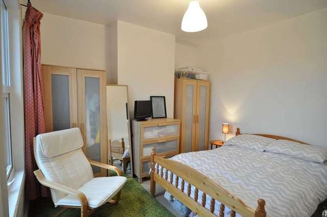  Image of 3 bedroom Terraced house for sale in Milner Road Selly Oak Birmingham B29 at Milner Road Selly Oak Birmingham, B29 7RL