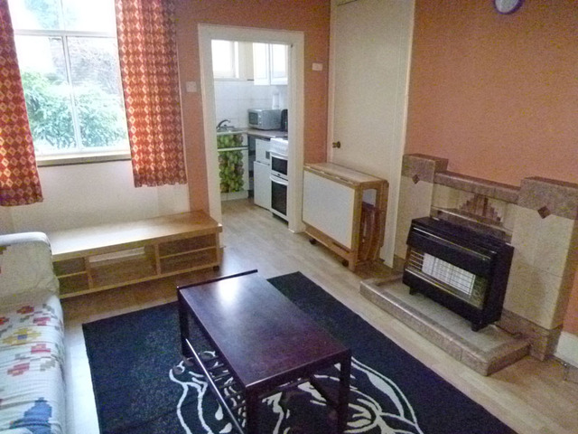  Image of 2 bedroom Flat to rent in Milton Street Edinburgh EH8 at Abbeyhill Edinburgh Edinburgh, EH8 8HD