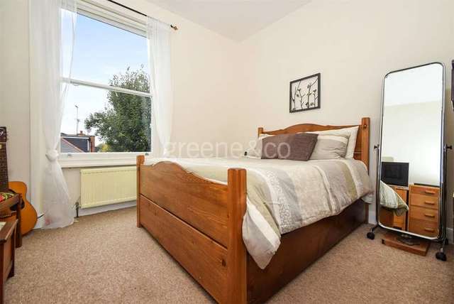  Image of 2 bedroom Flat for sale in Minster Road London NW2 at London  Fortune Green, NW2 3RB