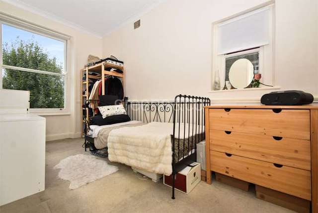  Image of 2 bedroom Flat for sale in Minster Road London NW2 at London  Fortune Green, NW2 3RB