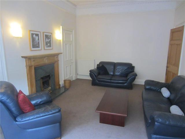  Image of 2 bedroom Flat to rent in Montpelier Park Edinburgh EH10 at Bruntsfield Edinburgh Edinburgh, EH10 4LU
