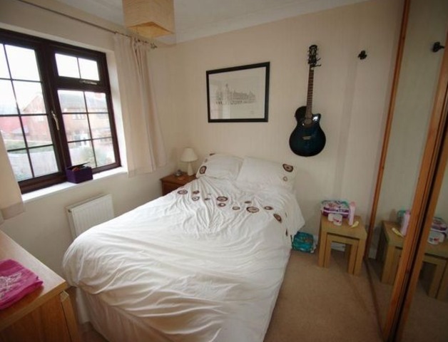  Image of 3 bedroom End of Terrace to rent in Moraunt Close Gosport PO12 at Moraunt Close  Gosport, PO12 4LR