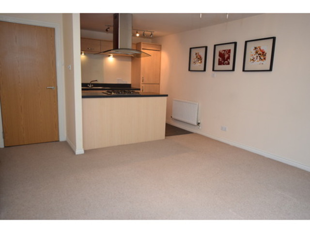 Image of 2 bedroom Flat to rent in Morris Court Perth PH1 at Perth Perthshire Perthshire, PH1 2SZ