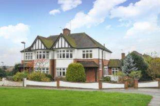  Image of 3 bedroom Semi-Detached house for sale in Mount Pleasant Cockfosters Barnet EN4 at Cockfosters  Cockfosters, EN4 9ES