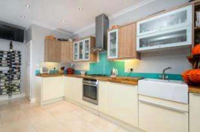  Image of 3 bedroom Semi-Detached house for sale in Mount Pleasant Cockfosters Barnet EN4 at Cockfosters  Cockfosters, EN4 9ES