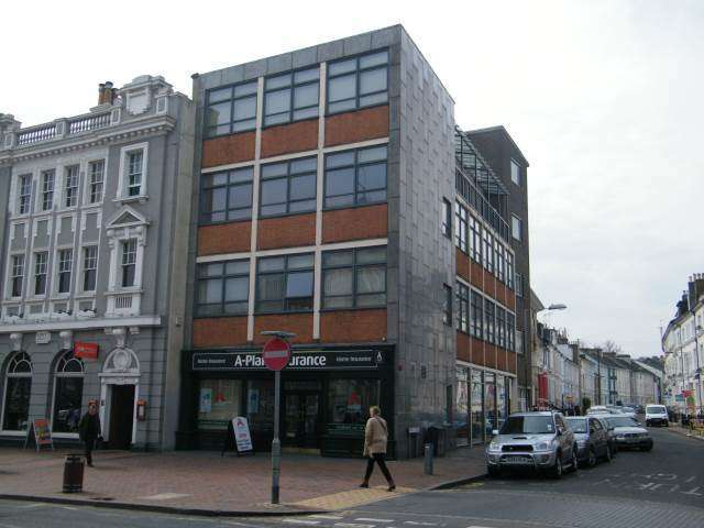  Image of 1 bedroom Flat to rent in Mount Pleasant Road Tunbridge Wells TN1 at Tunbridge Wells Kent Royal Tunbridge Wells, TN1 1QG