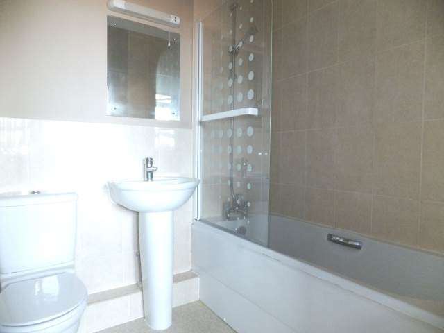  Image of 1 bedroom Flat to rent in Mount Pleasant Road Tunbridge Wells TN1 at Tunbridge Wells Kent Royal Tunbridge Wells, TN1 1QG