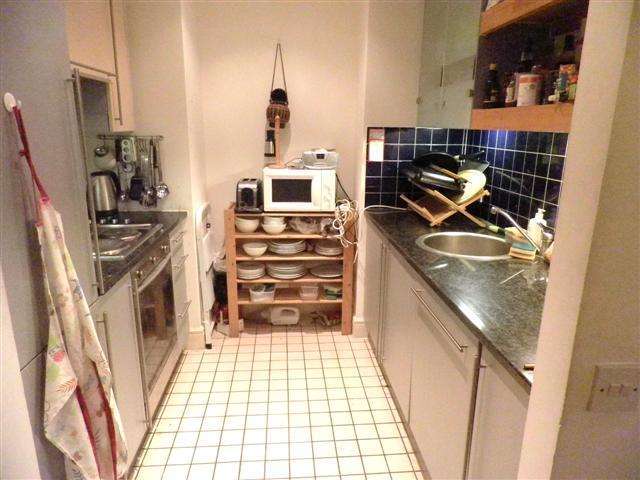  Image of 2 bedroom Flat to rent in Assam Street London E1 at Aldgate Triangle  Aldgate, E1 7QL