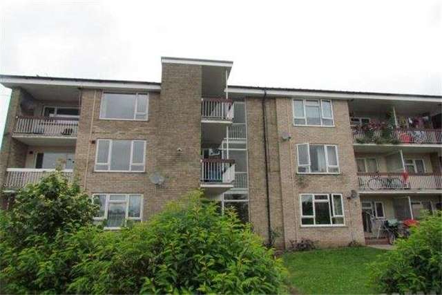  Image of 2 bedroom Flat to rent in Newmarket Road Cambridge CB5 at Cambridge  Cambridge, CB5 8RS