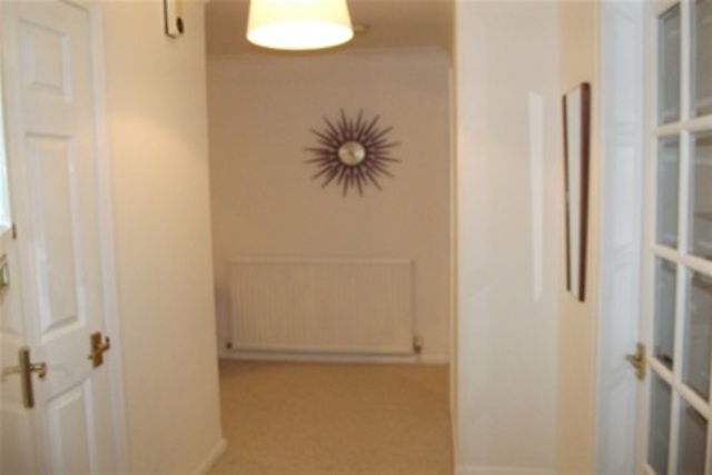  Image of 2 bedroom Flat to rent in Nithsdale Road Glasgow G41 at Bellahouston Glasgow Glasgow, G41 5LS