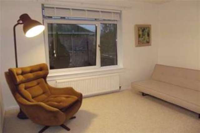  Image of 2 bedroom Flat to rent in Nithsdale Road Glasgow G41 at Glasgow, G41 5LS