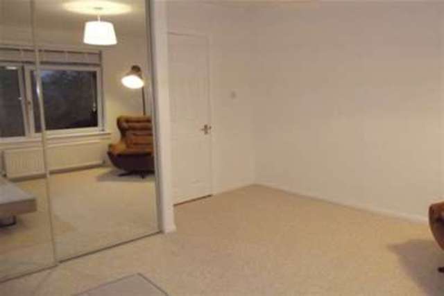  Image of 2 bedroom Flat to rent in Nithsdale Road Glasgow G41 at Glasgow, G41 5LS