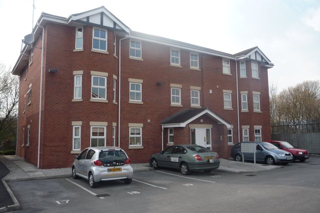  Image of 1 bedroom Flat to rent in Norley Close Warrington WA5 at Warrington Cheshire Great Sankey, WA5 1GR