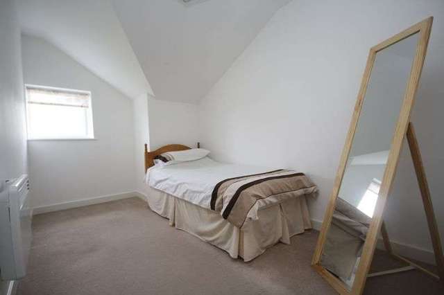  Image of 2 bedroom Flat to rent in Norton Farm Road Henbury Bristol BS10 at Norton Farm Road Henbury Bristol, BS10 7DE