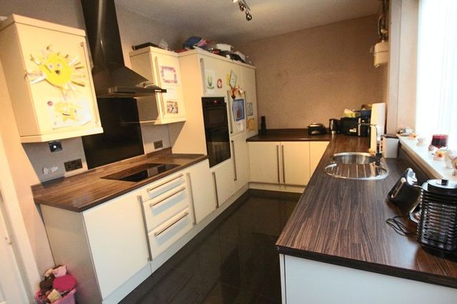  Image of 3 bedroom Terraced house for sale in Oakcliffe Road Rochdale OL12 at Oakcliffe Road Wardle Rochdale, OL12 9AL