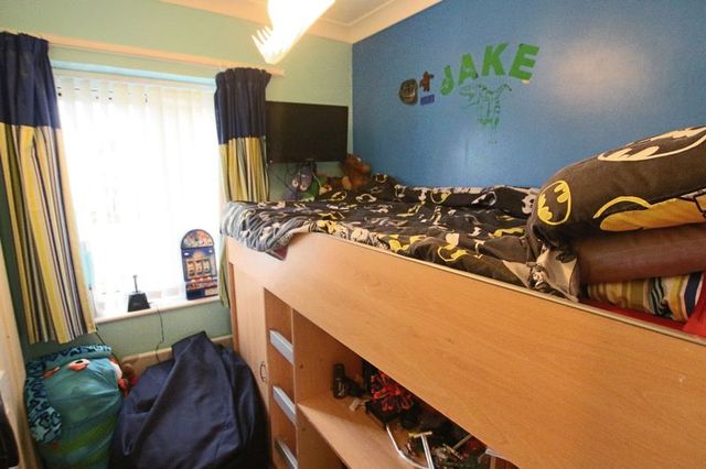  Image of 3 bedroom Terraced house for sale in Oakcliffe Road Rochdale OL12 at Oakcliffe Road Wardle Rochdale, OL12 9AL