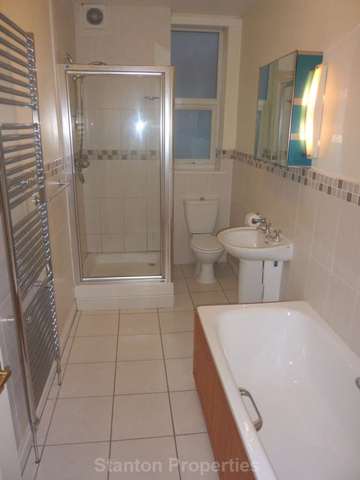  Image of 2 bedroom Apartment to rent in Old Lansdowne Road Didsbury Manchester M20 at Old Lansdowne Road West Didsbury Manchester, M20 2PB
