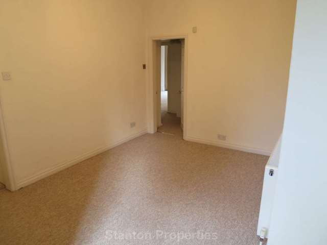  Image of 2 bedroom Apartment to rent in Old Lansdowne Road Didsbury Manchester M20 at Old Lansdowne Road West Didsbury Manchester, M20 2PB