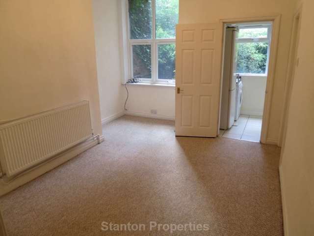  Image of 2 bedroom Apartment to rent in Old Lansdowne Road Didsbury Manchester M20 at Old Lansdowne Road West Didsbury Manchester, M20 2PB