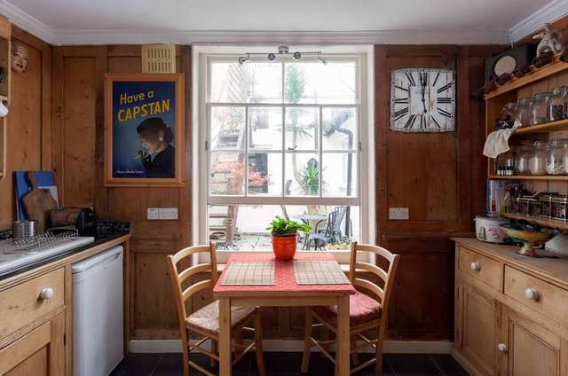  Image of 3 bedroom Town House for sale in High Street Portsmouth PO1 at Old Portsmouth  Hampshire, PO1 2HW