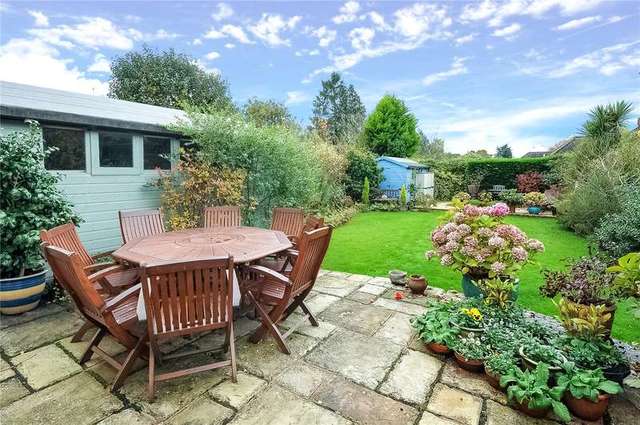  Image of 3 bedroom Detached house for sale in Old Wokingham Road Crowthorne RG45 at Crowthorne Crowthorne, RG45 6LJ