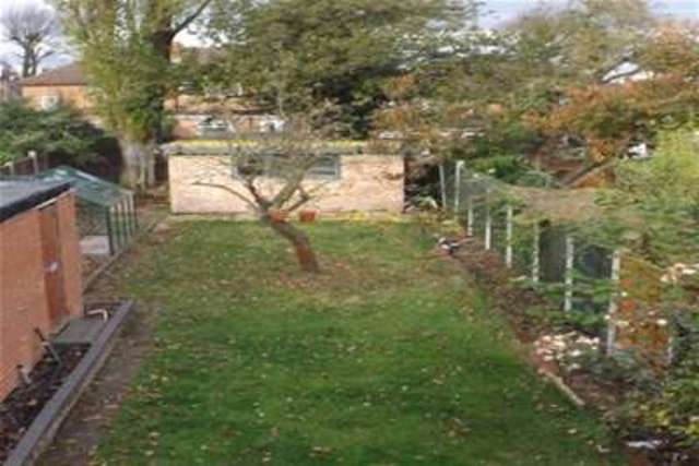  Image of 3 bedroom Detached house to rent in Olorenshaw Road Sheldon Birmingham B26 at Birmingham, B26 3ND