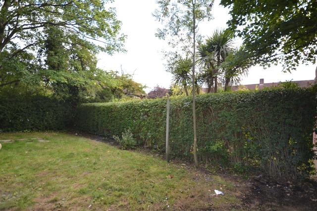  Image of 3 bedroom Property to rent in Ossulton Way London N2 at East Finchley, N2 0DS