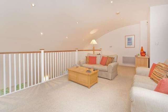  Image of 2 bedroom Flat to rent in Owen Street London EC1V at Angel London Angel, EC1V 7JW