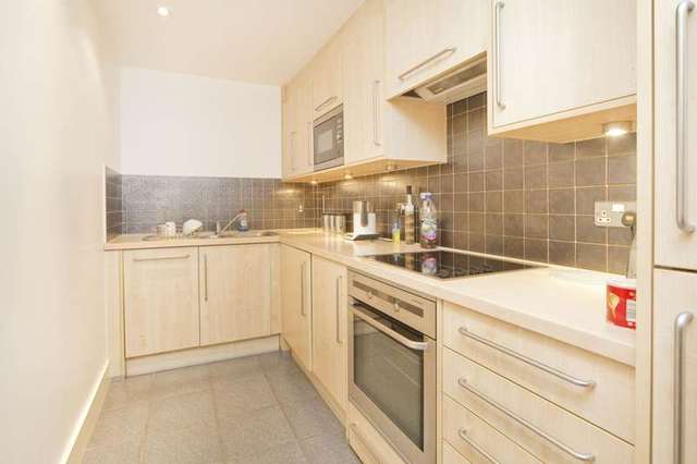 Image of 2 bedroom Flat to rent in Owen Street London EC1V at Angel London Angel, EC1V 7JW
