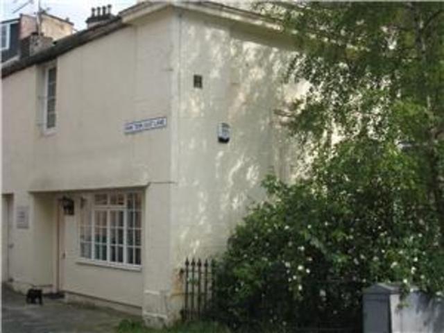  Image of 1 bedroom Mews to rent in Park Terrace East Lane Glasgow G3 at West End Glasgow Glasgow, G3 6HG