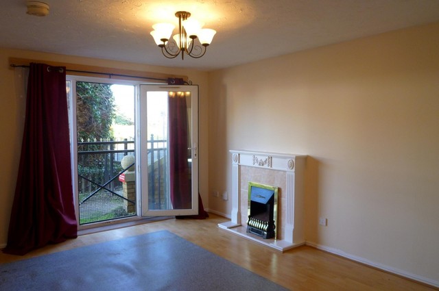  Image of 2 bedroom Flat to rent in Handel Road Southampton SO15 at 5 Handel Road  Southampton, SO15 2NY