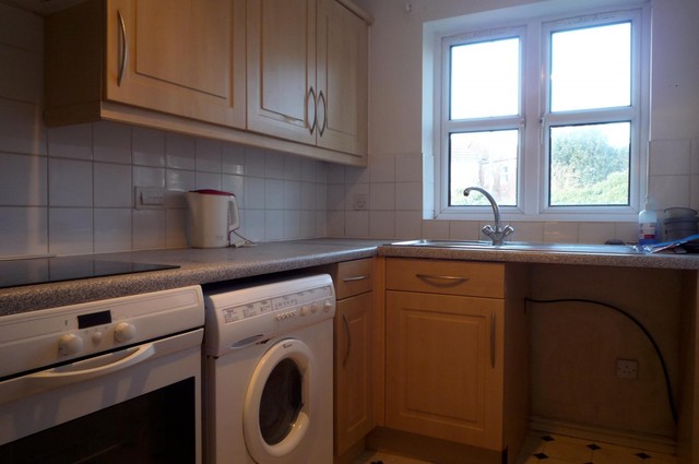 Image of 2 bedroom Flat to rent in Handel Road Southampton SO15 at 5 Handel Road  Southampton, SO15 2NY