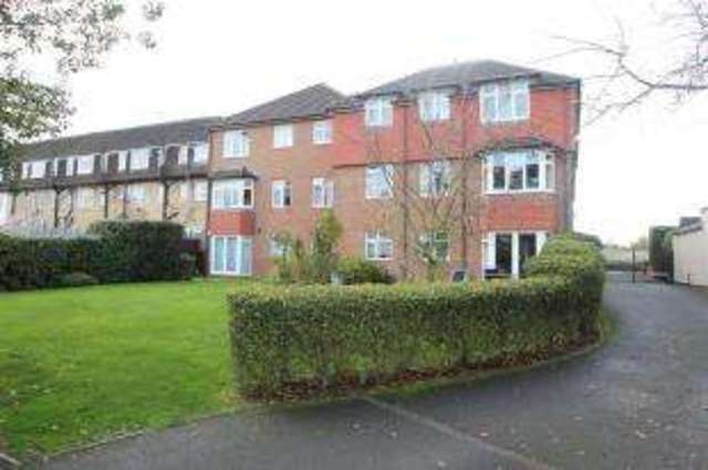  Image of 2 bedroom Flat for sale in Rose Hill Sutton SM1 at 42 Rose Hill Sutton Morden, SM1 3ET