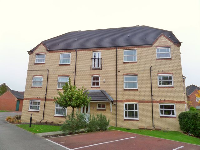  Image of 2 bedroom Flat to rent in Templeton Drive Fearnhead Warrington WA2 at Templeton Drive Fearnhead Fearnhead, WA2 0WW