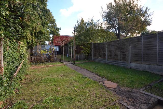  Image of 3 bedroom Property to rent in Pembroke Road London N10 at Muswell Hill, N10 2HR