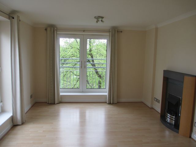 Image of 2 bedroom Flat to rent in Pilrig Heights Edinburgh EH6 at Broughton Edinburgh Edinburgh, EH6 5BB