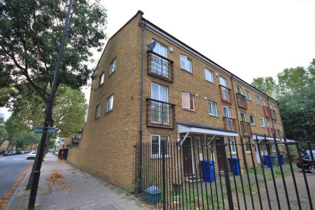 Image of 4 bedroom Detached house to rent in Plough Way London SE16 at London, SE16 7AE