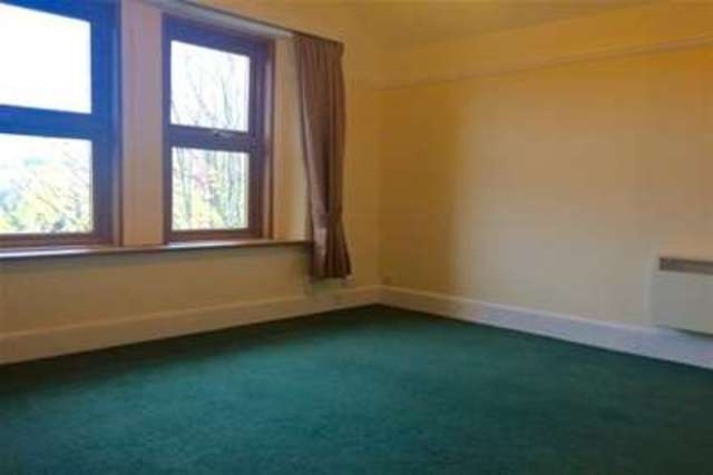  Image of 1 bedroom Flat to rent in Polsham Park Paignton TQ3 at Paignton, TQ3 2AD