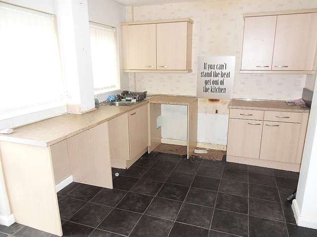  Image of 2 bedroom Property to rent in Pool Farm Road Acocks Green Birmingham B27 at POOL FARM ROAD  BIRMINGHAM, B27 7HD
