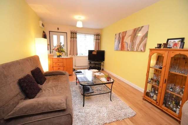  Image of 2 bedroom Terraced house for sale in Princes Street Rugby CV21 at Princes Street  Rugby, CV21 2LR