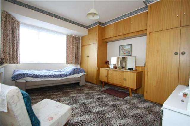  Image of 3 bedroom Semi-Detached house for sale in Princess Avenue Worthing BN13 at Durrington, BN13 1AT