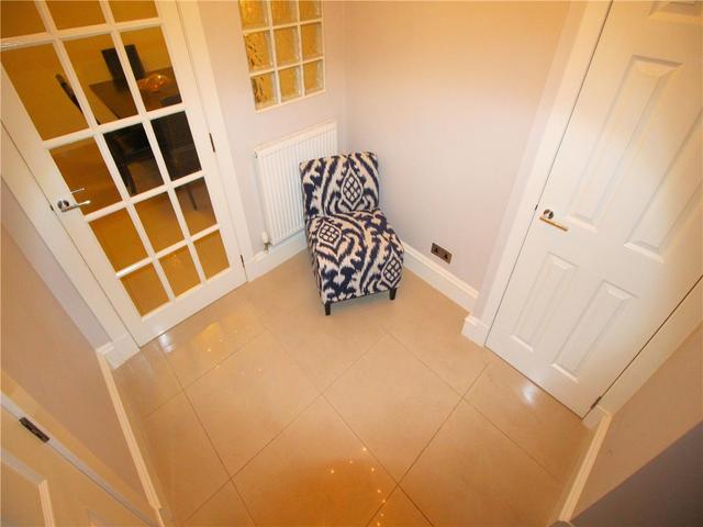  Image of 3 bedroom Flat to rent in Queens Gardens Aberdeen AB15 at City Centre Aberdeen Aberdeen, AB15 4YD